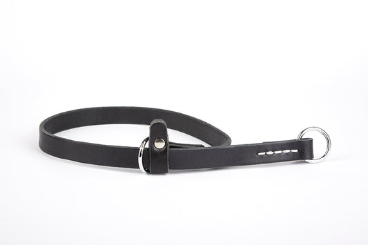 Doggie Eğitim Serisi Gerçek Deriden El Yapımı Ayarlı Köpek Eğitim Tasması 1,5 x 30-40 cm Siyah