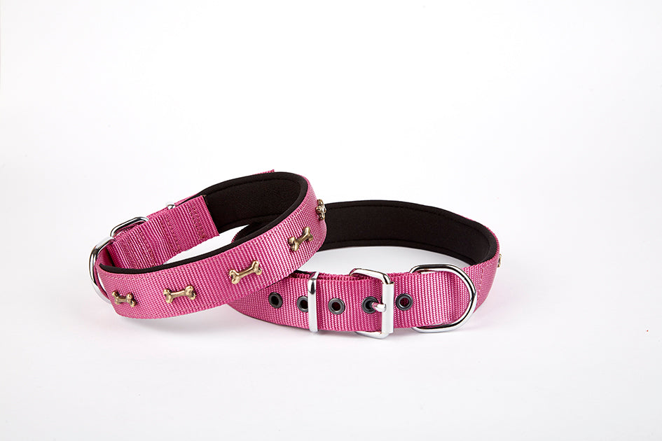 Doggie Softlu Dokuma Metal Kemik Süslü Tasma 2,5*60 cm Mor